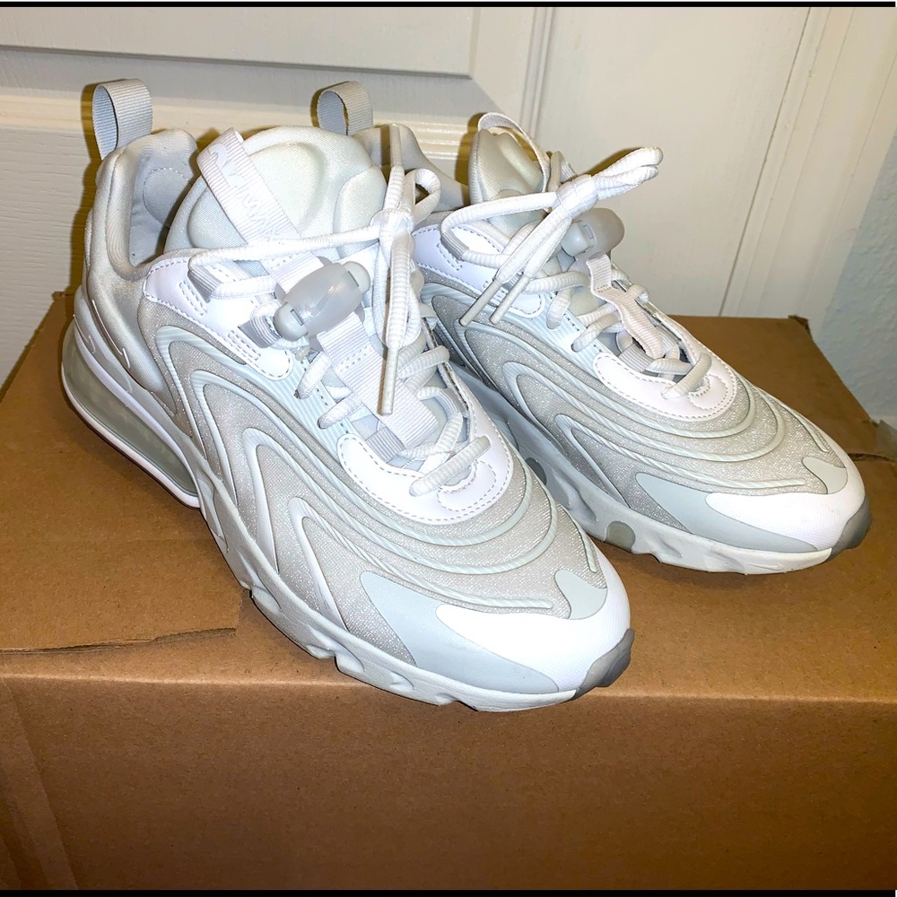 Women Nike React 270